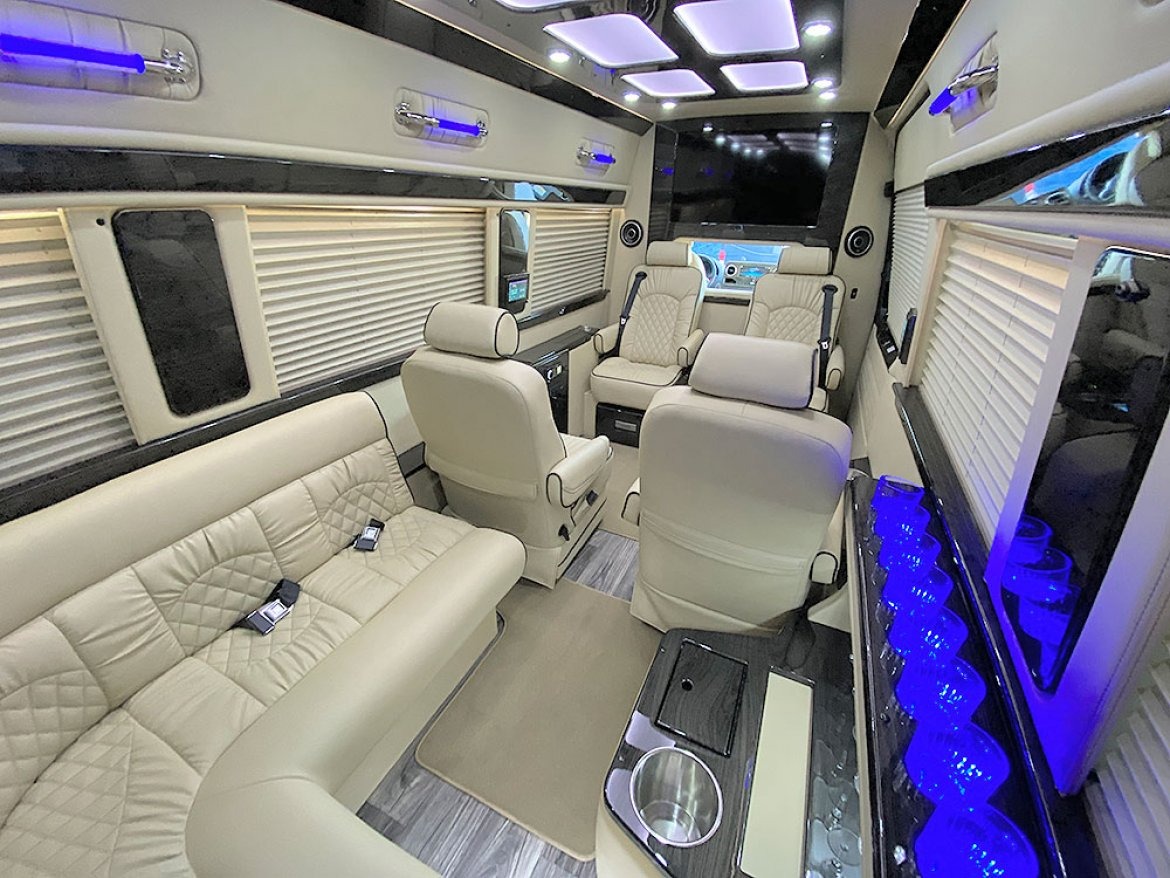 Jet-style Sprinter interior